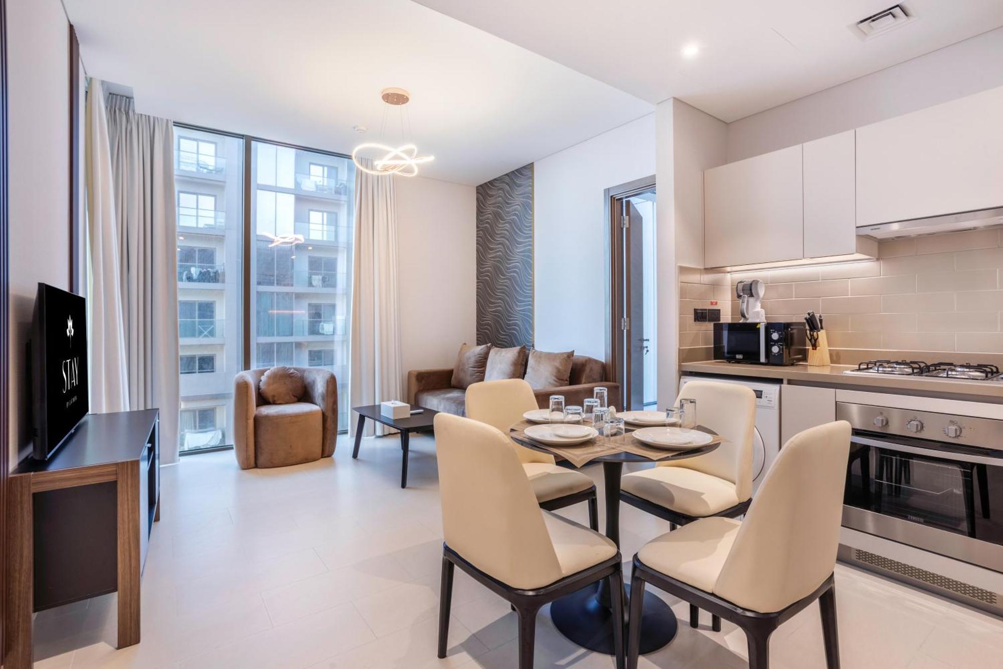Stay By Latinem Luxury 1Br Plus Study Holiday Home Cv A2712 Near Downtown Dubai Buitenkant foto