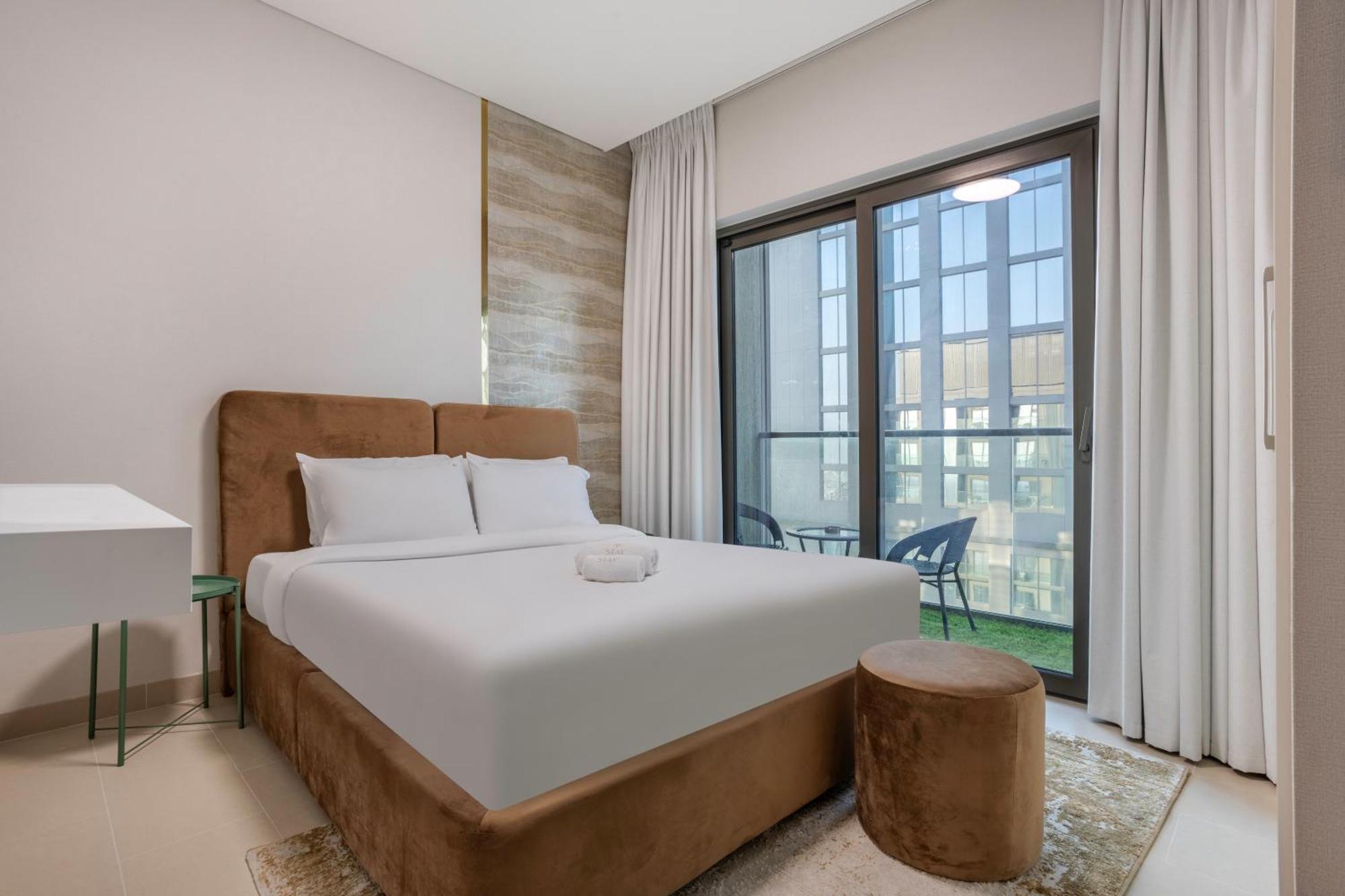 Stay By Latinem Luxury 1Br Plus Study Holiday Home Cv A2712 Near Downtown Dubai Buitenkant foto