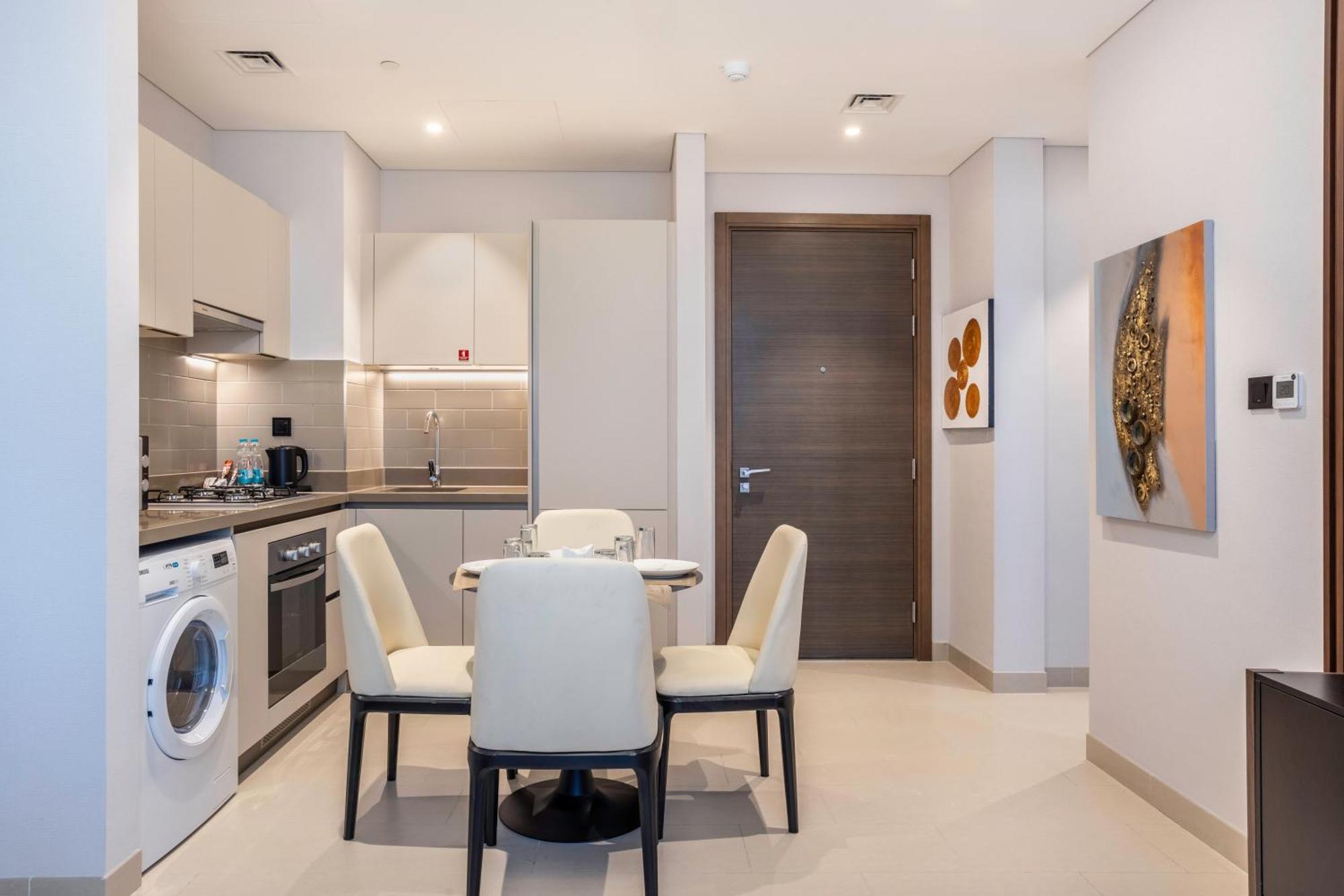 Stay By Latinem Luxury 1Br Plus Study Holiday Home Cv A2712 Near Downtown Dubai Buitenkant foto