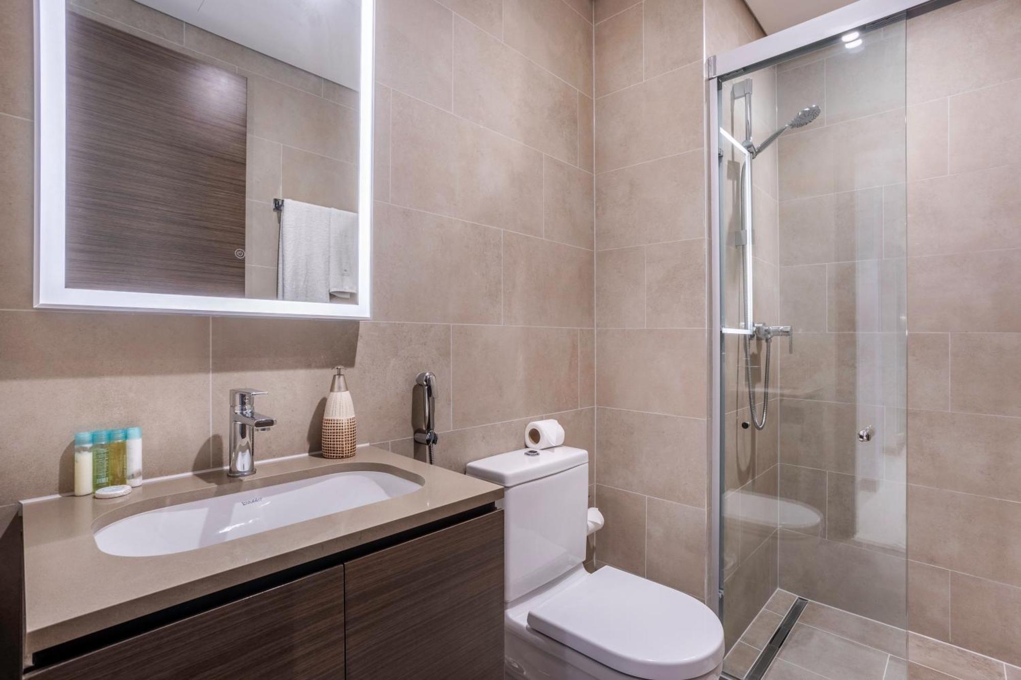 Stay By Latinem Luxury 1Br Plus Study Holiday Home Cv A2712 Near Downtown Dubai Buitenkant foto