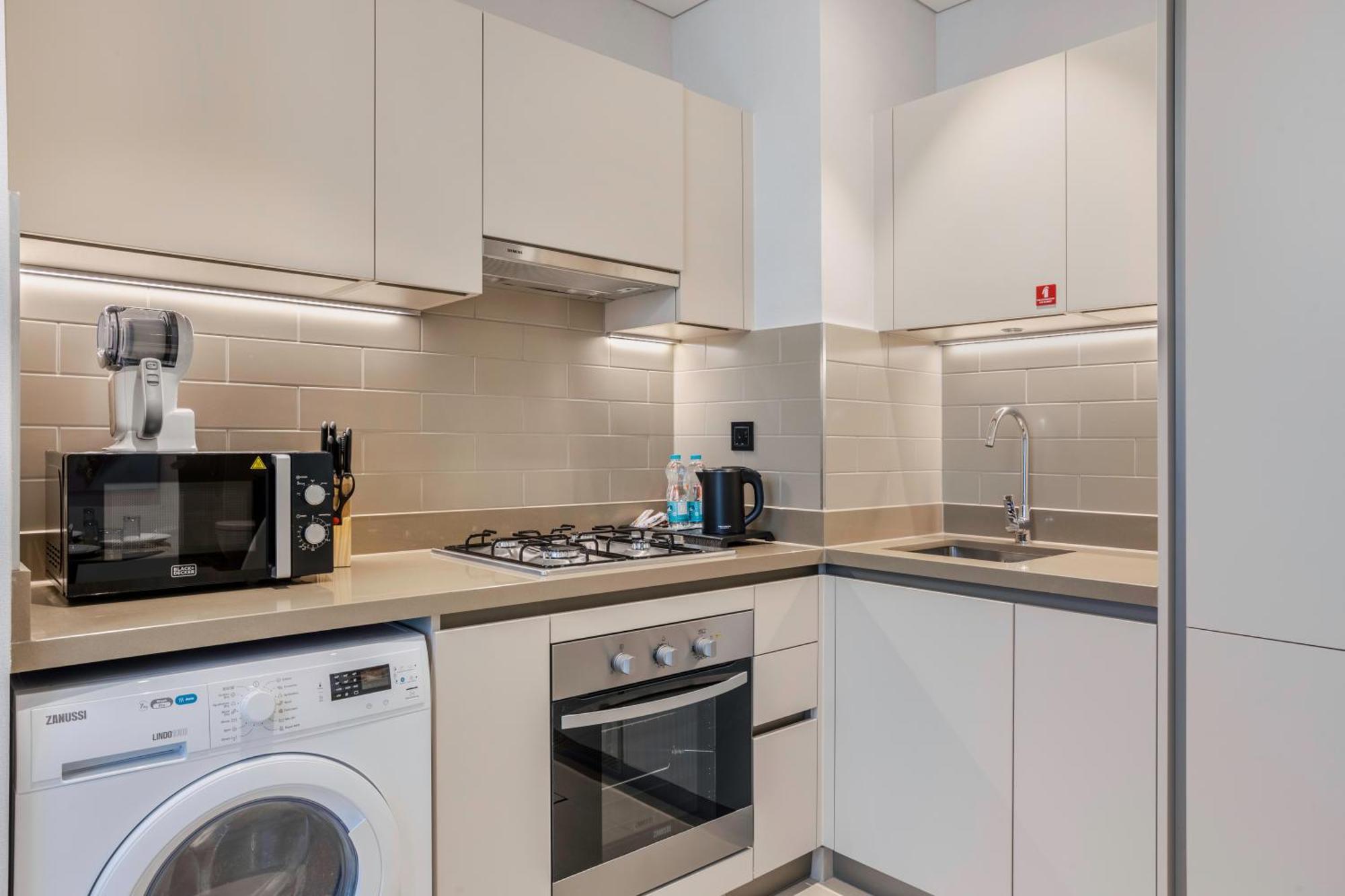 Stay By Latinem Luxury 1Br Plus Study Holiday Home Cv A2712 Near Downtown Dubai Buitenkant foto