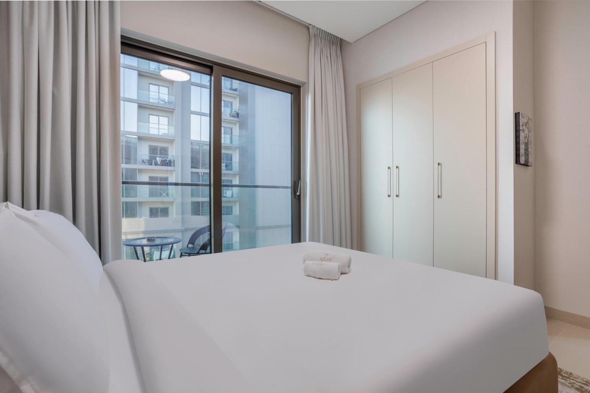 Stay By Latinem Luxury 1Br Plus Study Holiday Home Cv A2712 Near Downtown Dubai Buitenkant foto